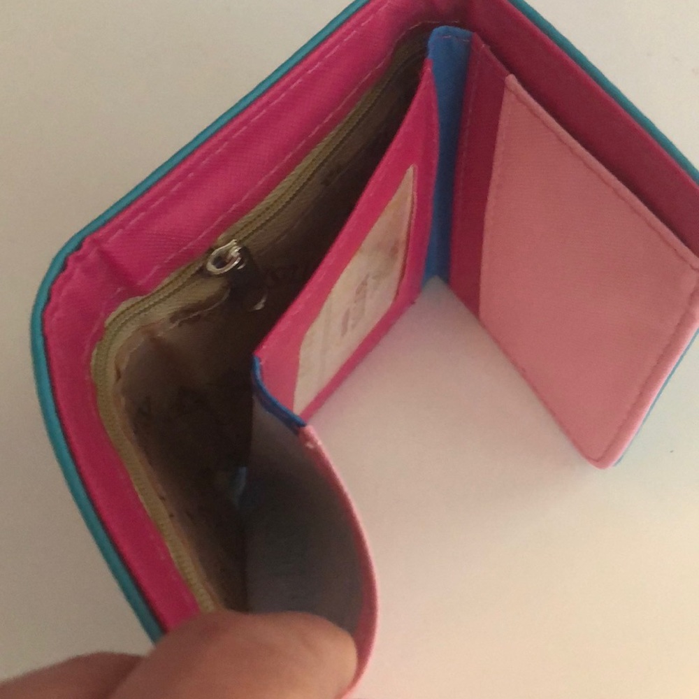 NEW SASSY BLUE CAT LOVERS COMPACT TRIFOLD WALLET - Picture 5 of 8